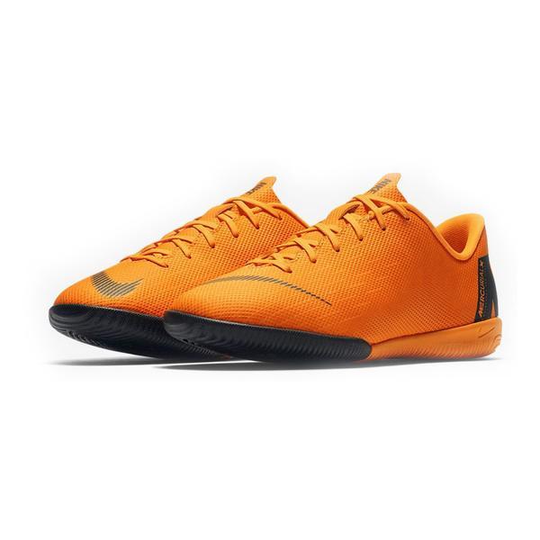Chaussures de Football Multi-crampons pour Enfants Nike Vapor X 12 Academy JR Orange (Taille 33 eu - 1.5y us)